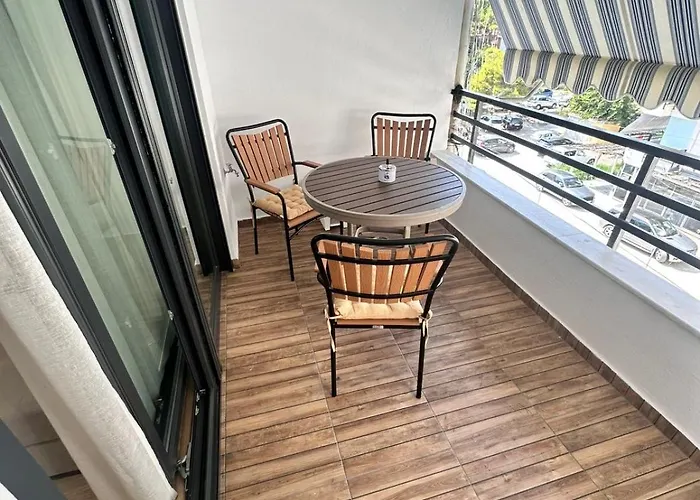 アパート Emily ゴーレム