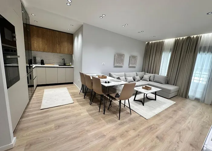 Emily * ゴーレム